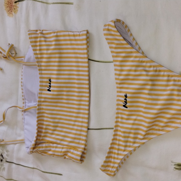 NANA YELLOW BIKINI SIZE SMALL - Picture 3 of 4